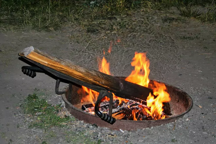 Yellowstone National Park - Camp Fire