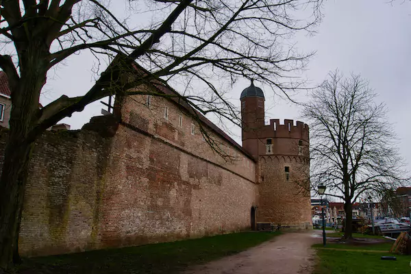 SP11 Wijhe to Zwolle Medieval Wall