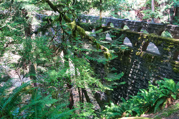 The Grand Stone Bridge