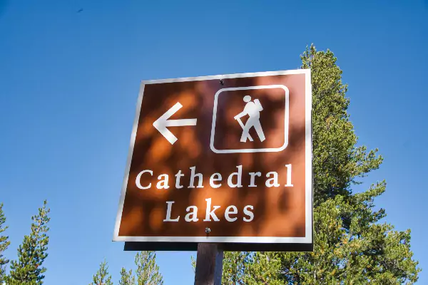 TTT-Yosemite-National-Park-Cathedral-Lakes-Marker-01