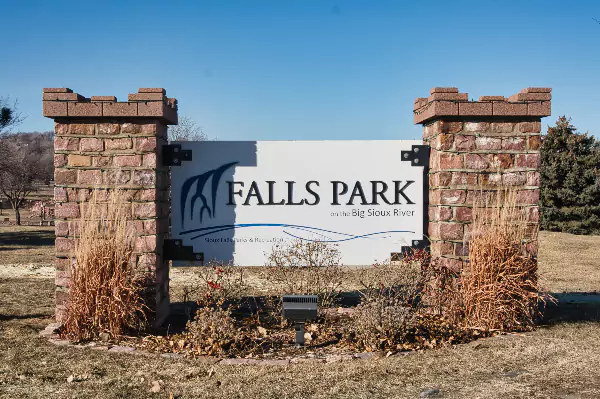 TTT-Falls-Park-Sioux-Falls-05