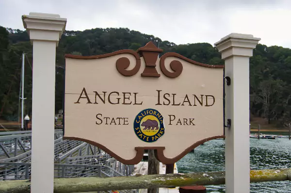 TTT-Angel-Island-Entrance-01