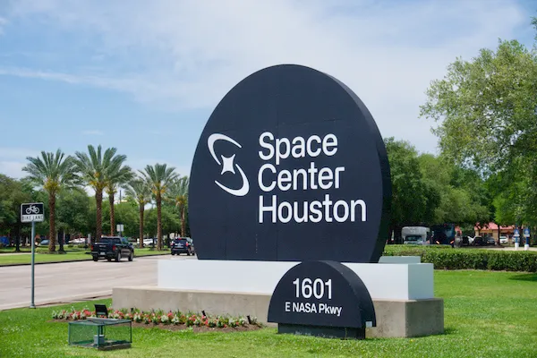 TTT-Space-Center-Houston-08