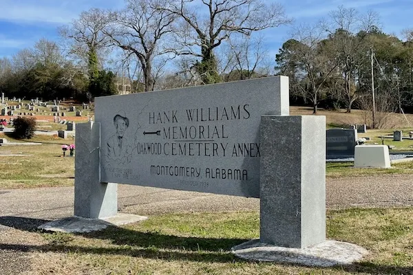 TTT-Hank-Williams-Memorial-01