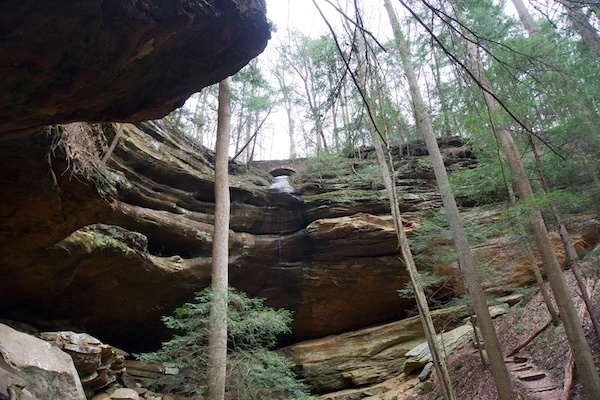 Hocking-Hills-SP-Cantwell-Cliffs-04