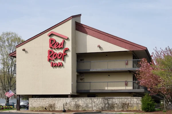 TTT-Red-Roof-Inn-Milford-CT-01