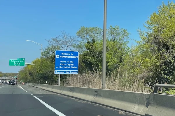 TTT-State-Border-New-York-State-Connecticut