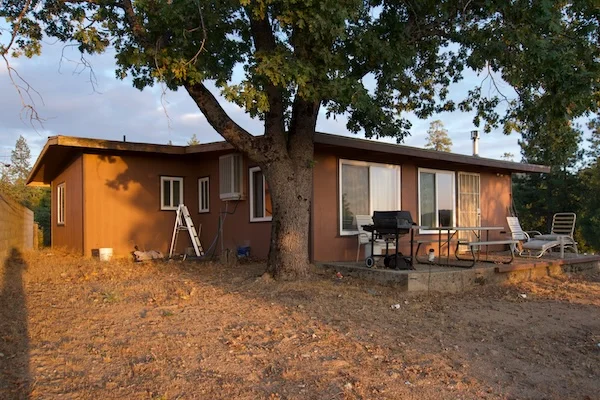 TTT-Airbnb-Oakhurst-CA-06