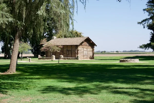 TTT-Mooney-Grove-Park-01