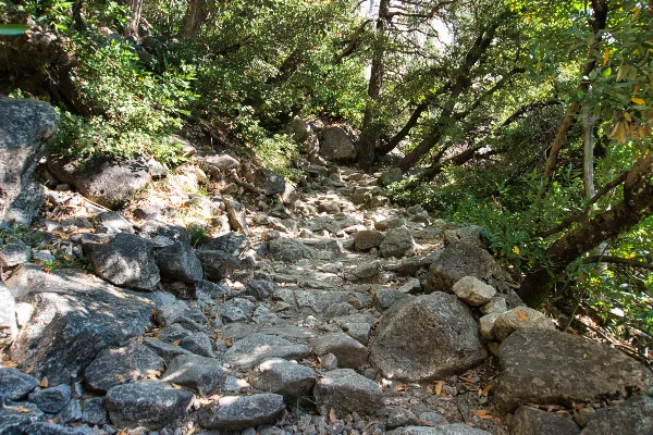 TTT-Yosemite-Falls-Trail-04