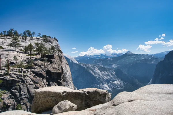 TTT-Yosemite-Falls-Trail-08