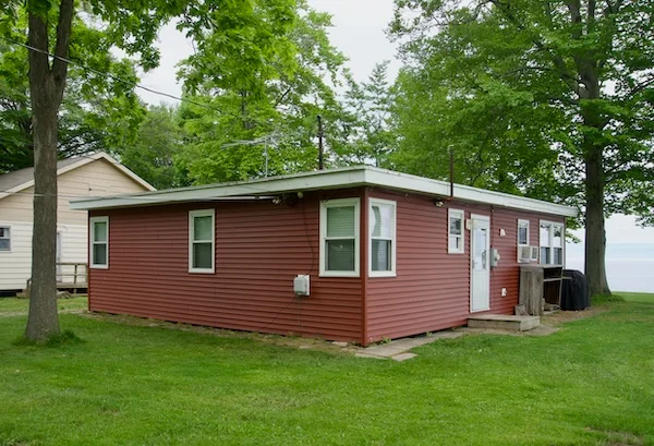 TTT-Airbnb-Lyndonville-NY-01
