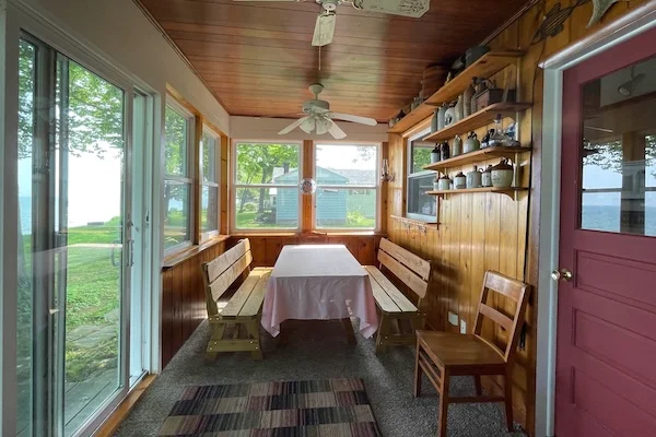 TTT-Airbnb-Lyndonville-NY-04