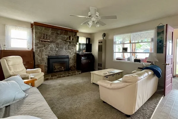 TTT-Airbnb-Lyndonville-NY-05