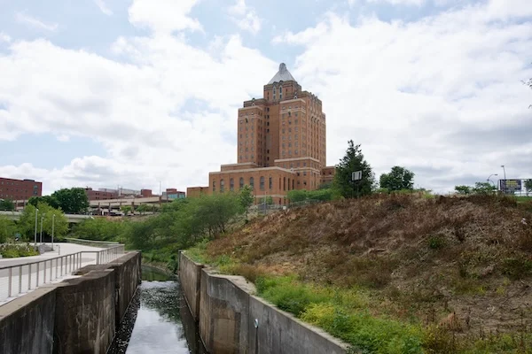 TTT-Akron-OH-Erie-Canal-Locks-02