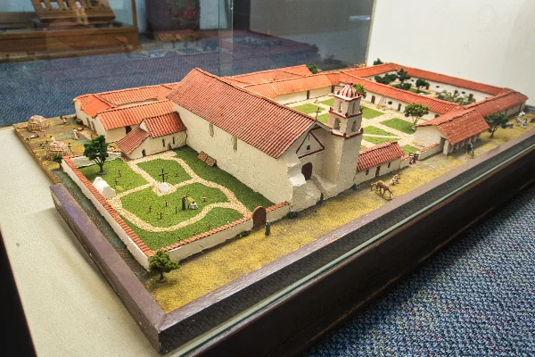 TTT-Mission-San-Buenoventura-02