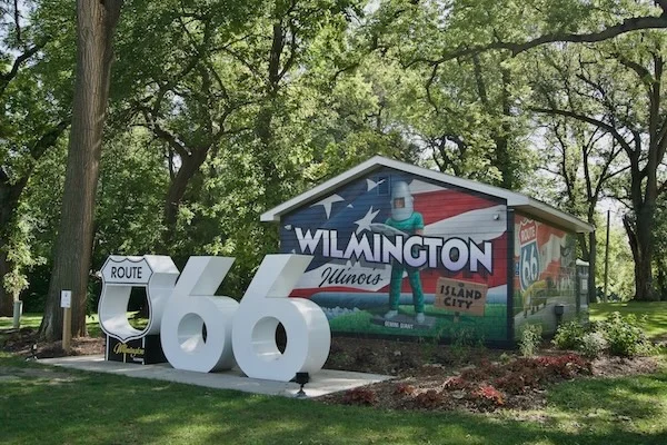 TTT-Route-66-Wilmington-IL-01