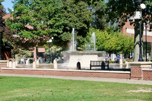 TTT-Downtown-Erie-PA-Perry-Square-Park-01