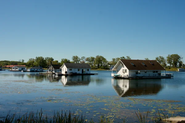 TTT-Presque-Isle-SP-House-Boats-01