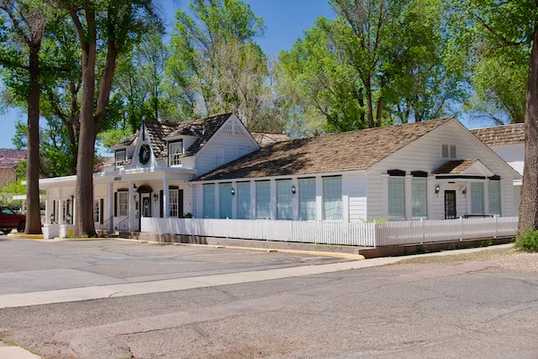 TTT-Downtown-Kanab-UT-04