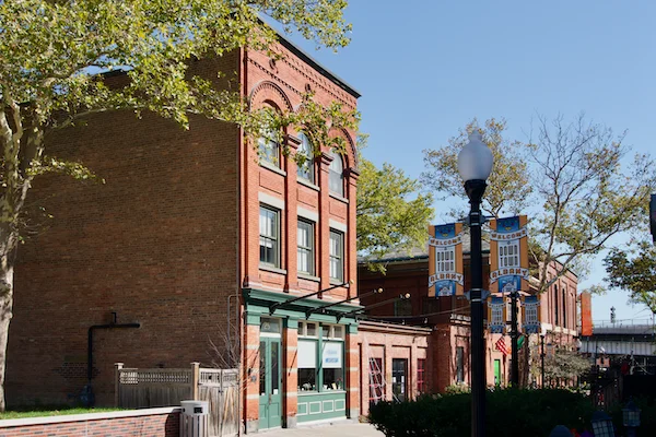 TTT-Quackenbush-Square-Albany-02