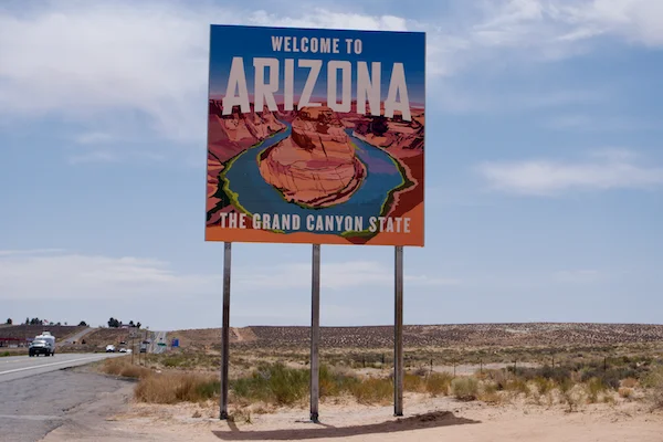 TTT-Border-Crossing-Utah-Arizona-I-89-01