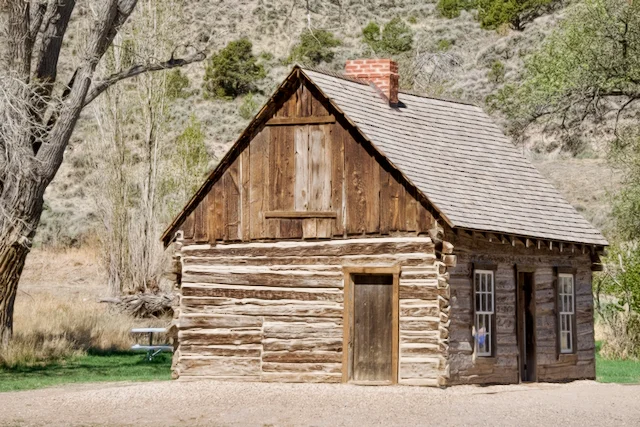 TTT-Butch-Cassidy's-Boy-Hood-Home-02