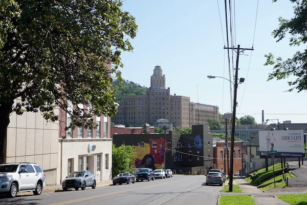 TTT-Hot-Springs-Downtown-01