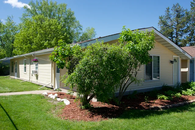 TTT-Airbnb-St-Charles-IL-05