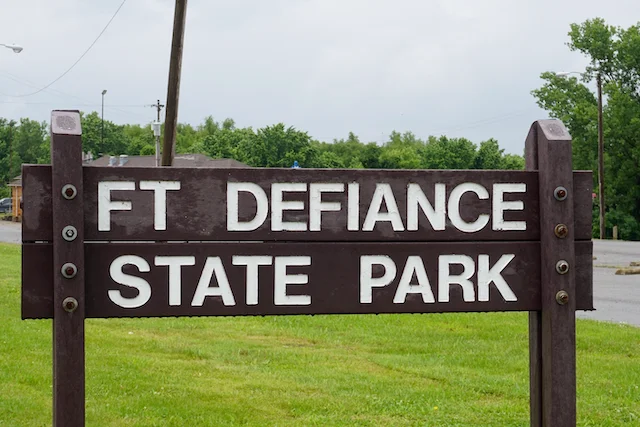 TTT-Fort-Defiance-SP-Cairo-IL-01