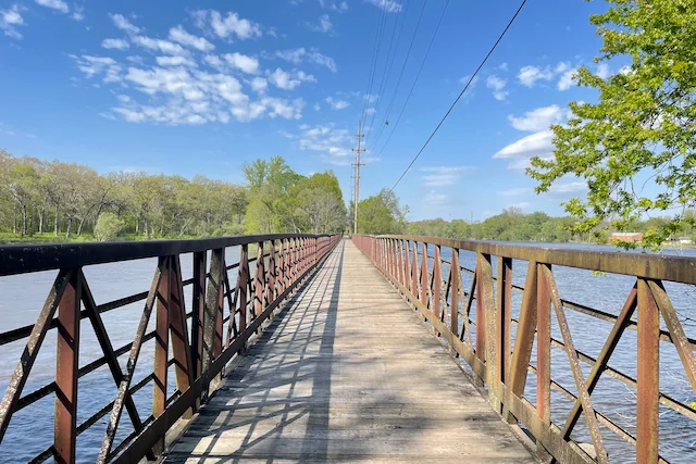 TTT-Fox-River-Trail-St-Charles-IL-01