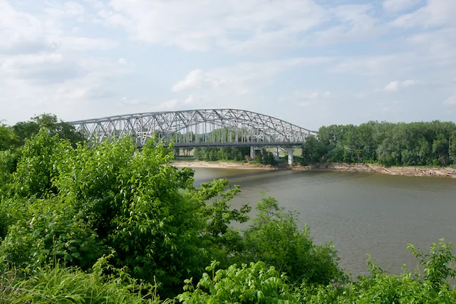 TTT-Jefferson-City-MO-01-Bridge