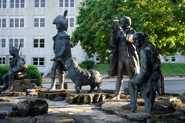 TTT-Lewis-and-Clark-Monument-Jefferson-City-MO-02