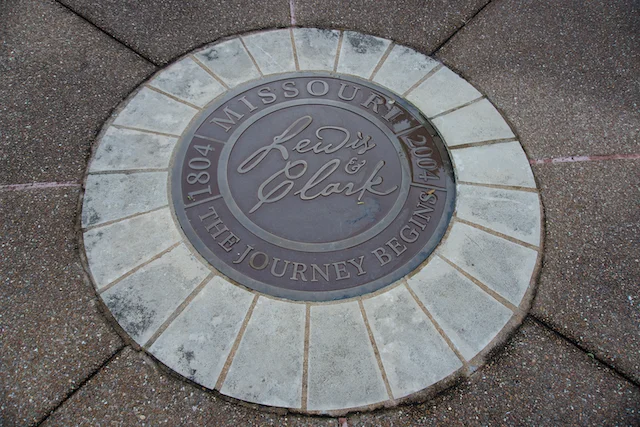 TTT-Lewis-and-Clark-Monument-Jefferson-City-MO-03