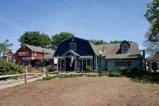 TTT-Olde-Mistick-Village-Mystic-CT-05