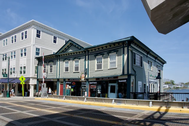 TTT-River-Historic-District-Mystic-CT-03