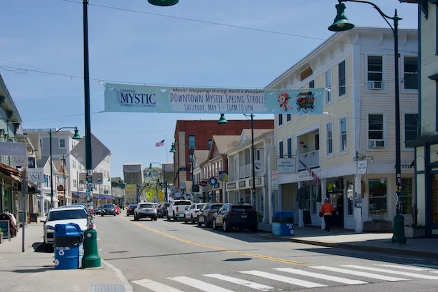 TTT-River-Historic-District-Mystic-CT-08