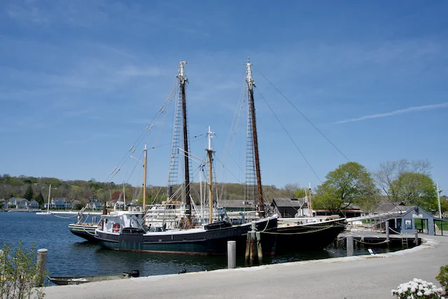 TTT-River-Historic-District-Mystic-CT-15
