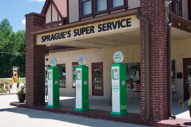 TTT-Route-66-IL-03-Sprague's-Super-Service-Station