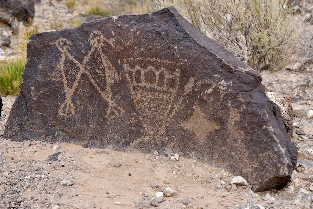TTT-Petroglyph-NM-Boca-Negra-Canyon-03