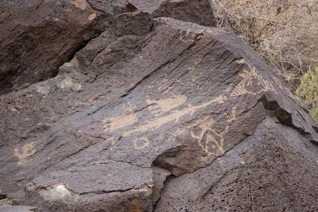 TTT-Petroglyph-NM-Piedras-Marcadas-Canyon-04