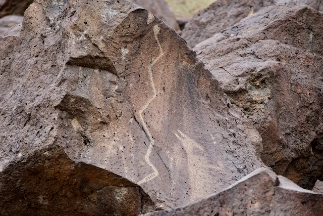 TTT-Petroglyph-NM-Rinconada-Canyon-Trail-08