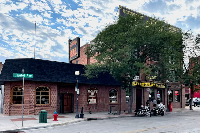 TTT-Cheyenne-WY-Restaurant-The-Albany
