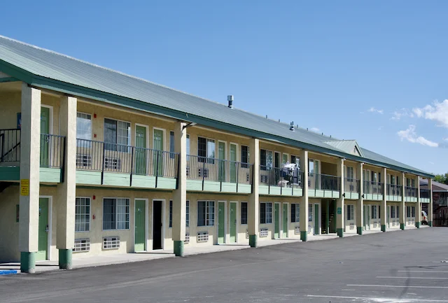 TTT-Days-Inn-Carson-City-NV-01